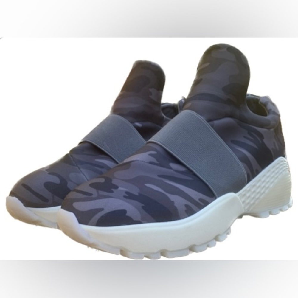 New J Slides Manic Slip On Sneakers